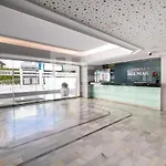 Suite 208, Close To The Beach, 2 Bedroom,Golden Mile